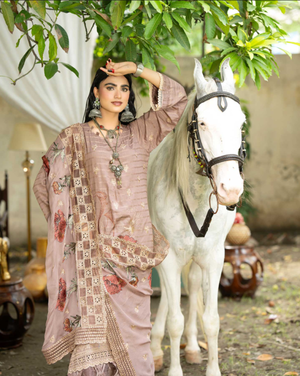 FANCY VISCOSE JAQUARD FABRIC-PREMIUM QUALITY FOR ELEGANTS OUTFITS
